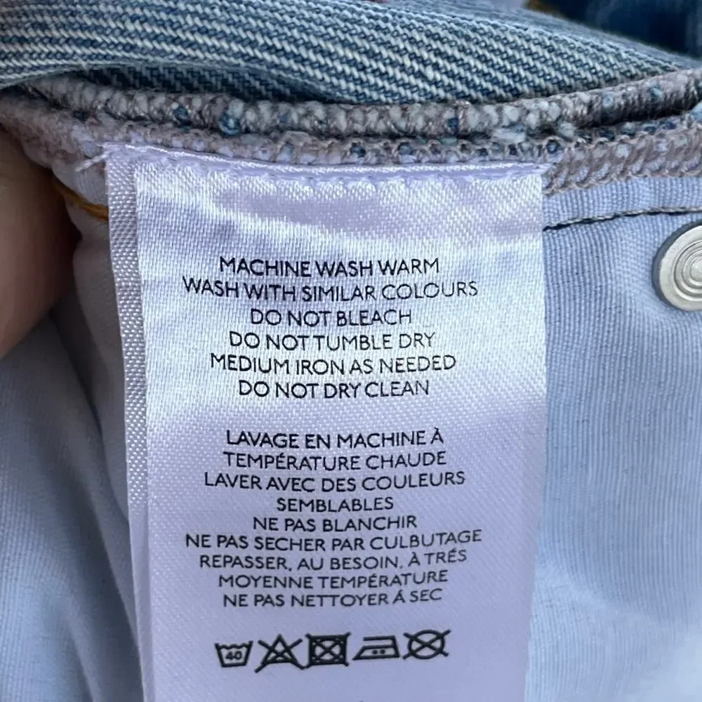 BDG Women's 90's Long Inseam Short Denim Light Wash Size 24